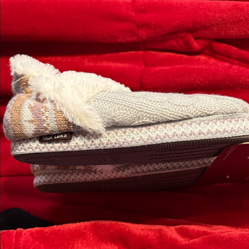 Muk Luks Textured Sole Slippers - Picture 3 of 3